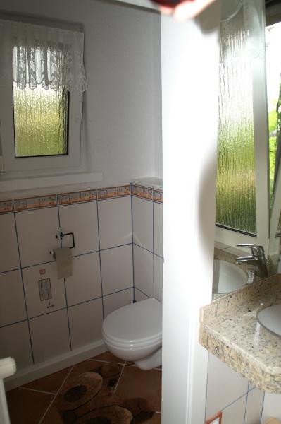 WC.jpg (28088 Byte)